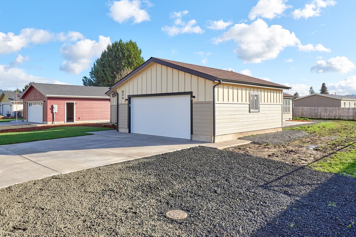 Manufactured home garage front side Lebanon
